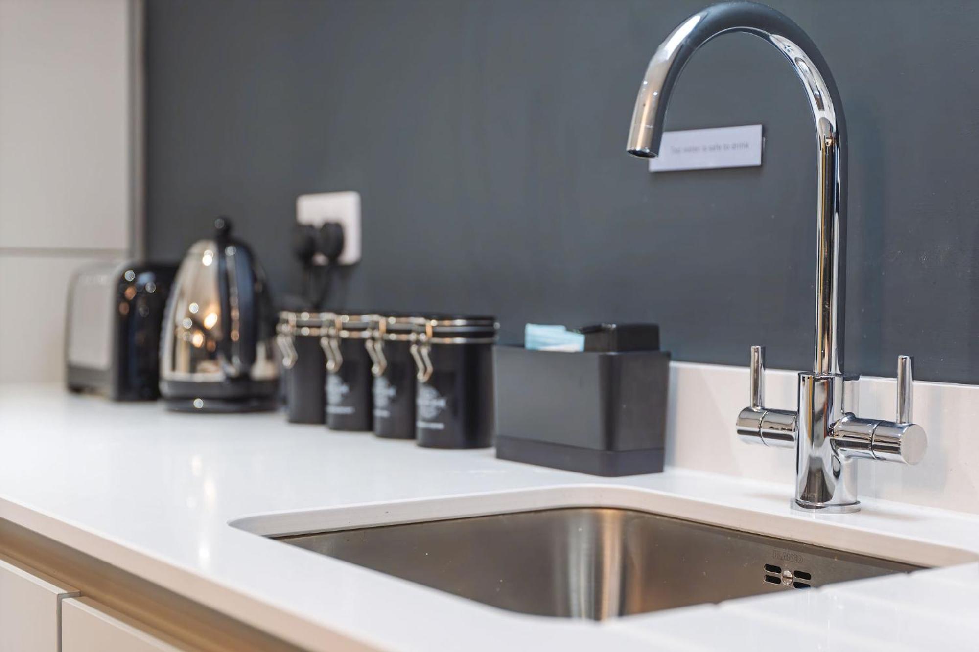 Righ Properties - Luxury West End Artisan Apartment EDI Eksteriør billede