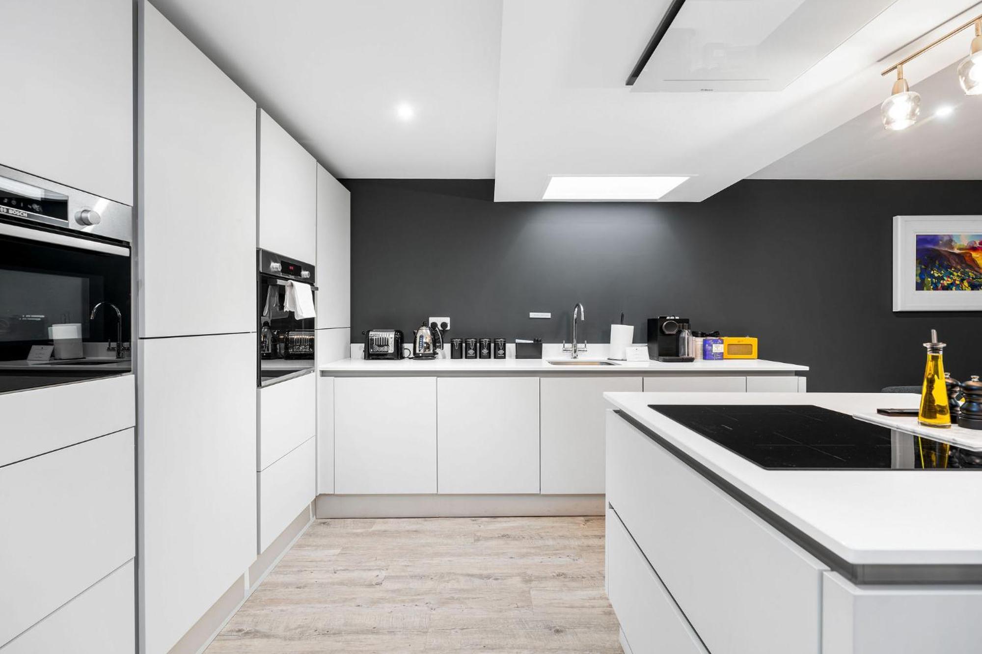 Righ Properties - Luxury West End Artisan Apartment EDI Eksteriør billede