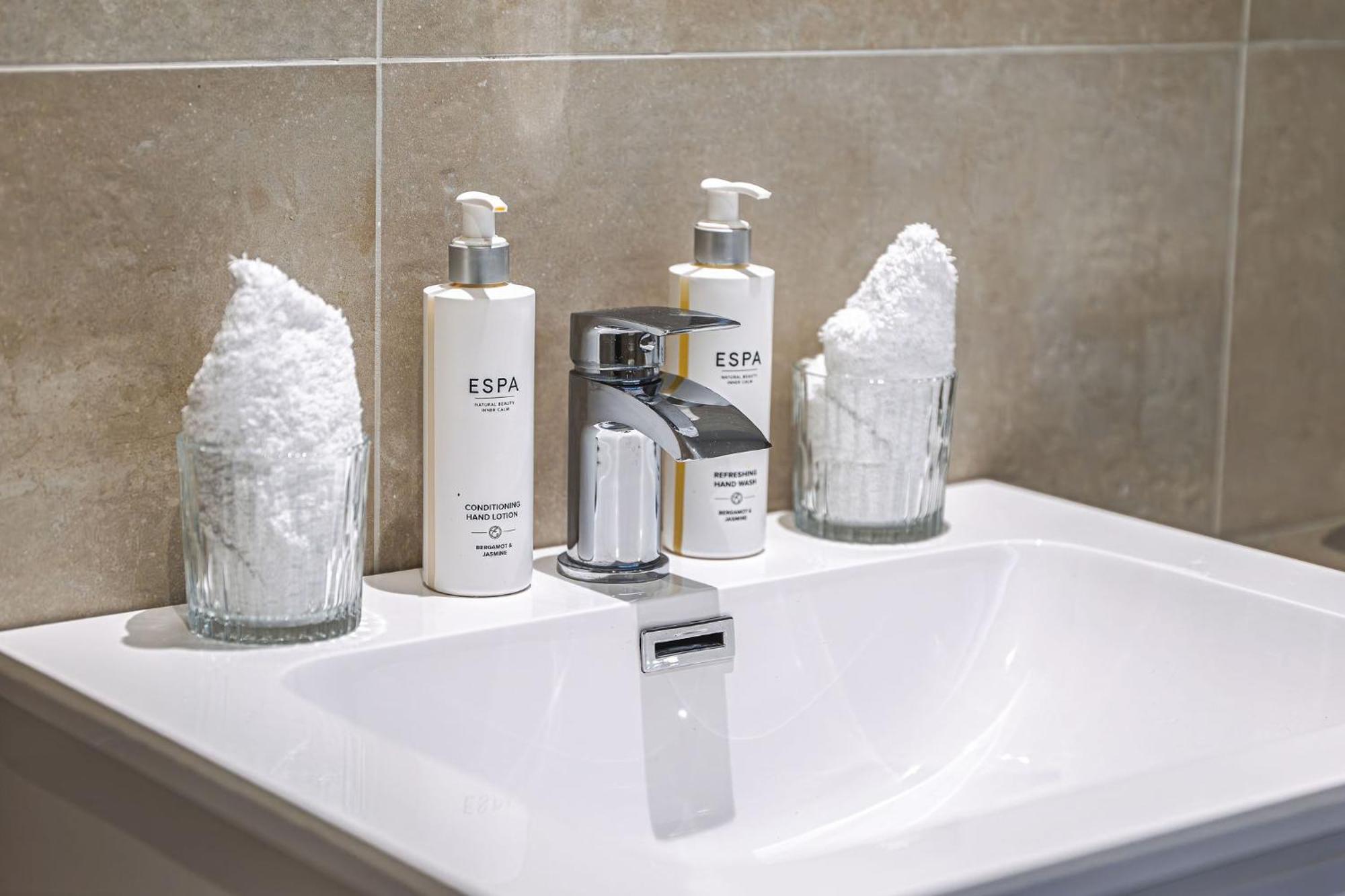 Righ Properties - Luxury West End Artisan Apartment EDI Eksteriør billede